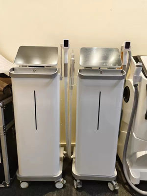 Stationary / Vertical Laser Hair Removal Equipment 1200W With 2pcs Cooling Fans